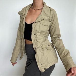 🫶🏼 Beige Modern Streetstyle Womens Small Fall Jacket - Bench 🫶🏼